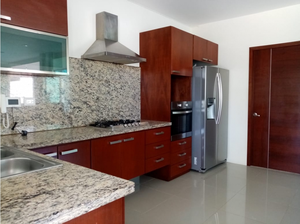 Casa en renta con vista al mar en residencial azul, Ciudad del Carmen - 3
