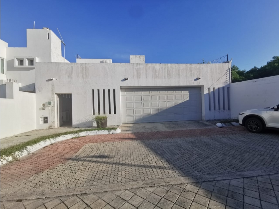 Casa en renta en fraccionamiento Villa Marina, Ciudad del Carmen. - 1