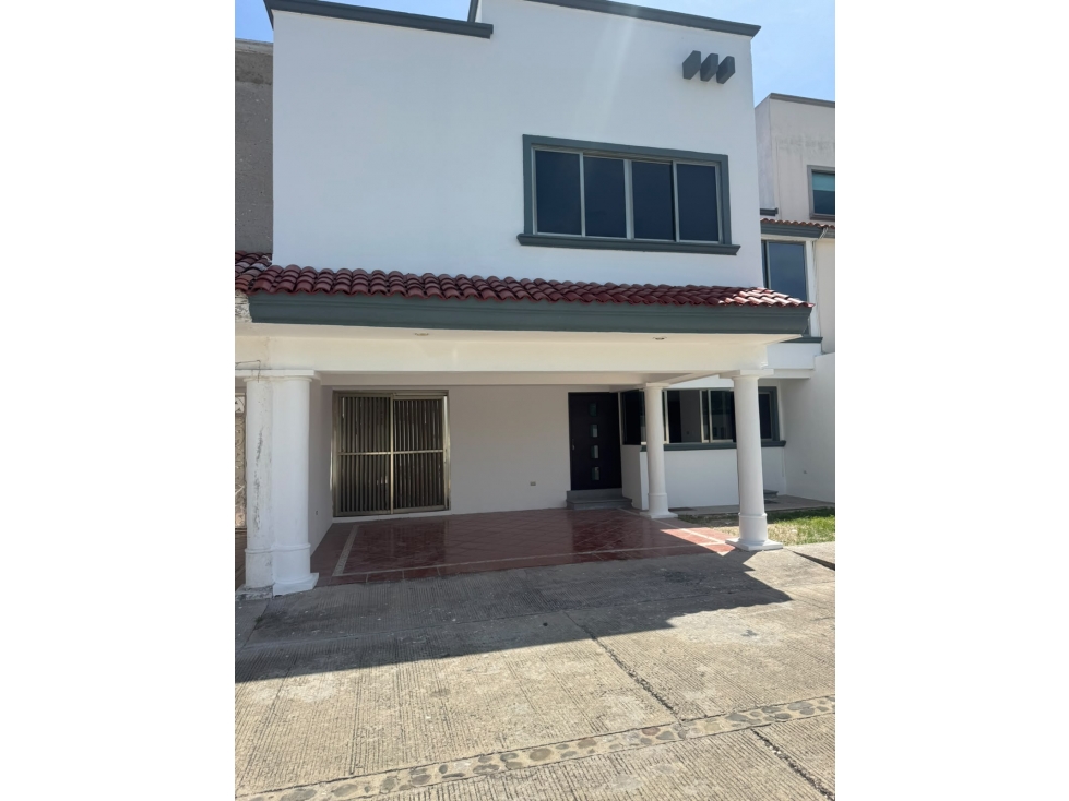 Casa en renta en Villas del Sol, Villahermosa.