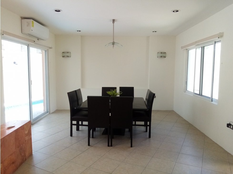 Casa en renta con alberca en privada flamboyanes, Ciudad del Carmen. — foto 5