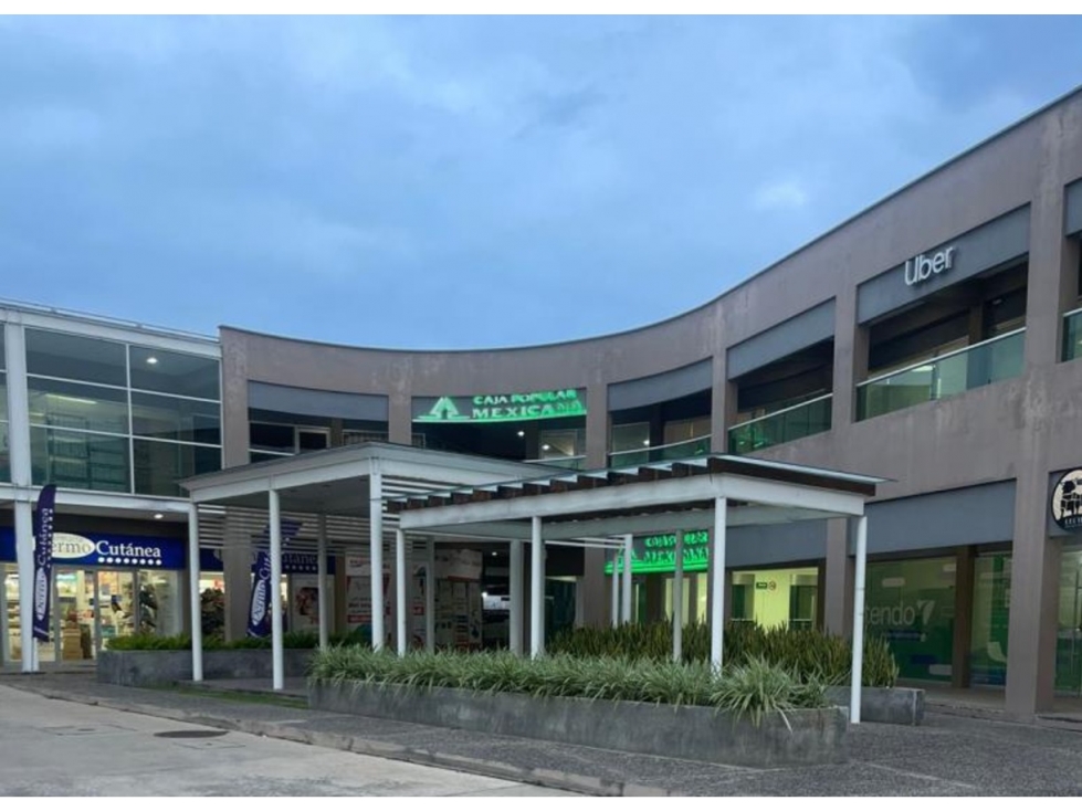 LOCAL 16 EN RENTA PLAZA MORETT, VILLAHERMOSA. - 1
