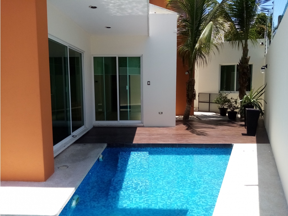 Casa en renta con alberca en privada flamboyanes, Ciudad del Carmen. — foto 2