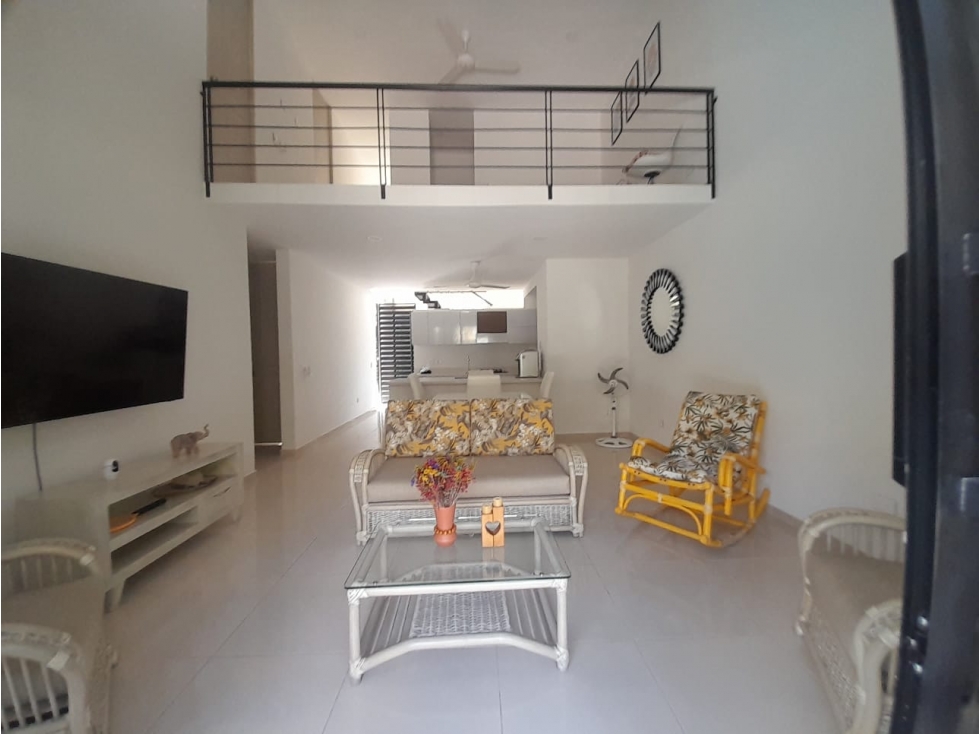 CASA CON PISCINA PRIVADA EN VENTA , RICAURTE C/MARCA — foto 5