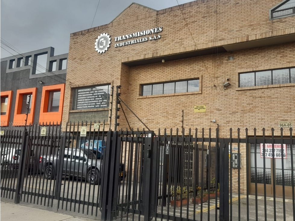 BODEGA EN VENTA ZONA INDUSTRIAL PUERTA DE TEJA FONTIBON BOGOTA — foto 2