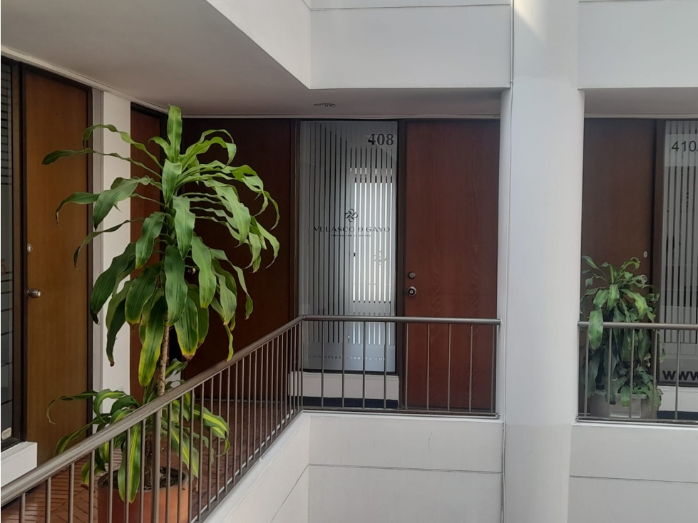 OFICINAS EN VENTA EDIFICIO LA GALLERIE NORTE DE BOGOTA — foto 3