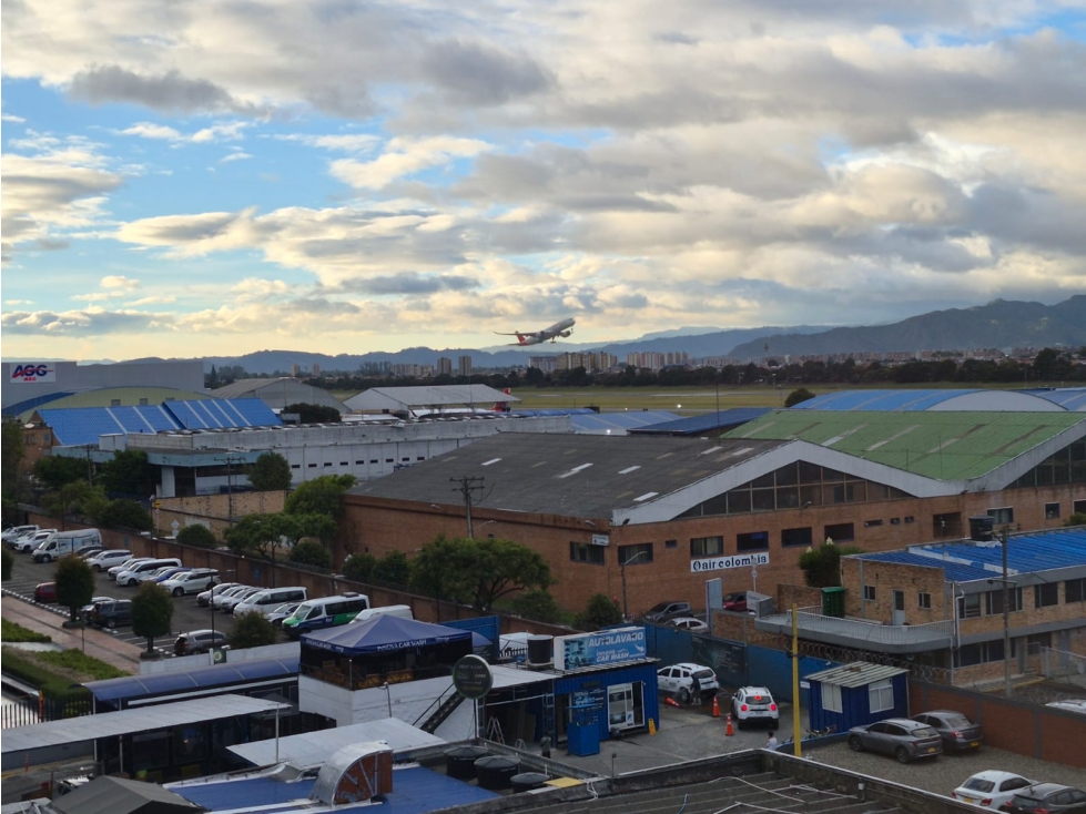 APARTAESTUDIO EN ARRIENDO EN CONJUNTO DORADO LIVING PORT — foto 5