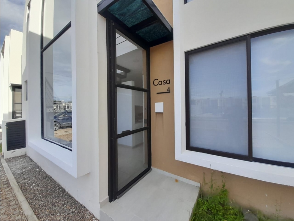 CASA CON PISCINA PRIVADA Y JACUZZI PARA VENTA, RICAURTE - 3