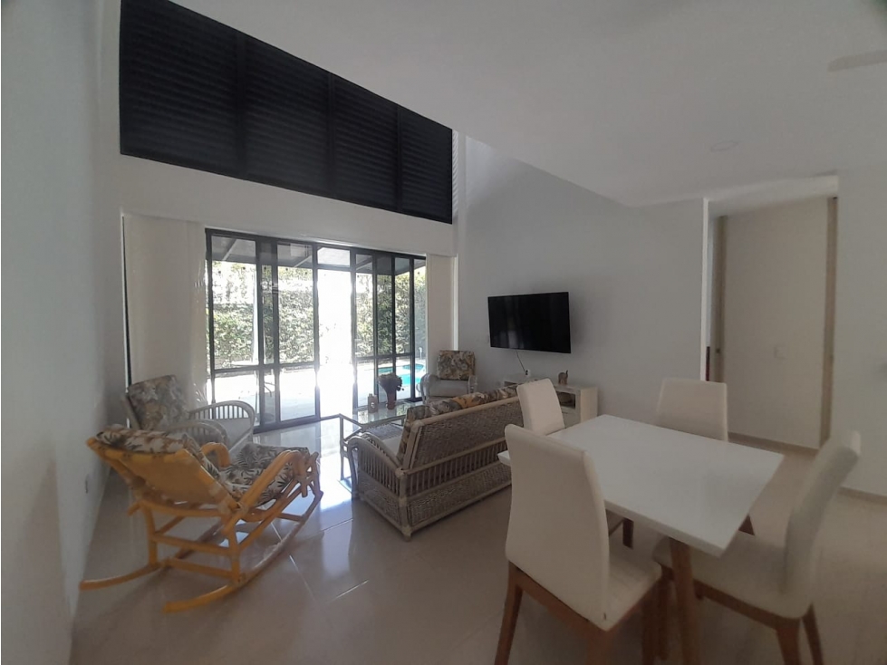 CASA CON PISCINA PRIVADA EN VENTA , RICAURTE C/MARCA — foto 3
