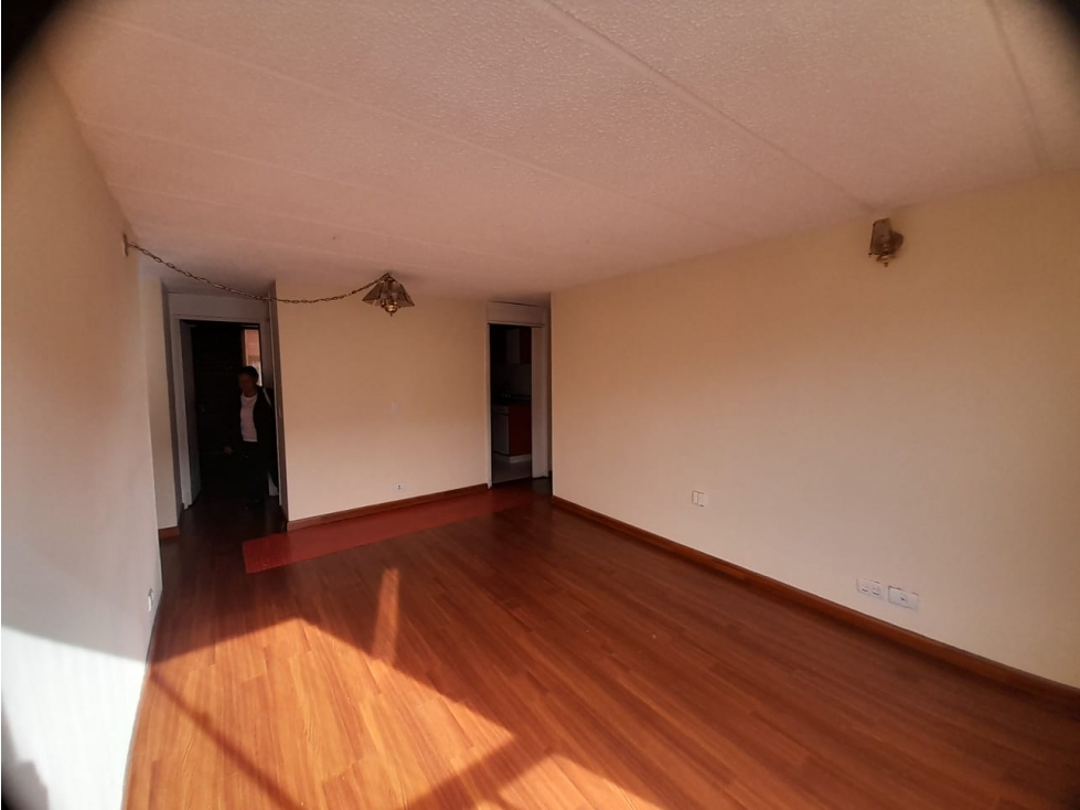 APARTAMENTO EN ARRIENDO BARRIO GILMAR CONJUNTO LA CHOCITA BOGOTA — foto 3