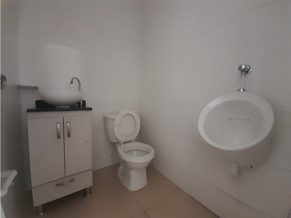 ARRIENDO LOCAL COMERCIAL EN MODELIA SOBRE LA CRR 75. BOGOTA, D.C. — foto 6