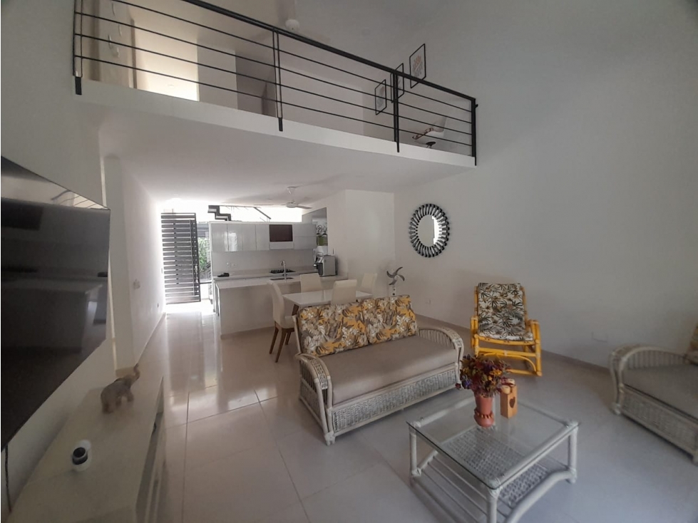 CASA CON PISCINA PRIVADA EN VENTA , RICAURTE C/MARCA — foto 4