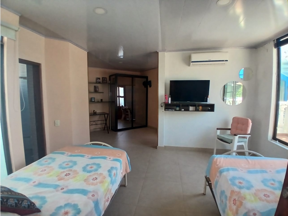 CASA EN VENTA AMOBLADA CON PISCINA PRIVADA Y JACUZZI, RICAURTE C/MARCA — foto 6