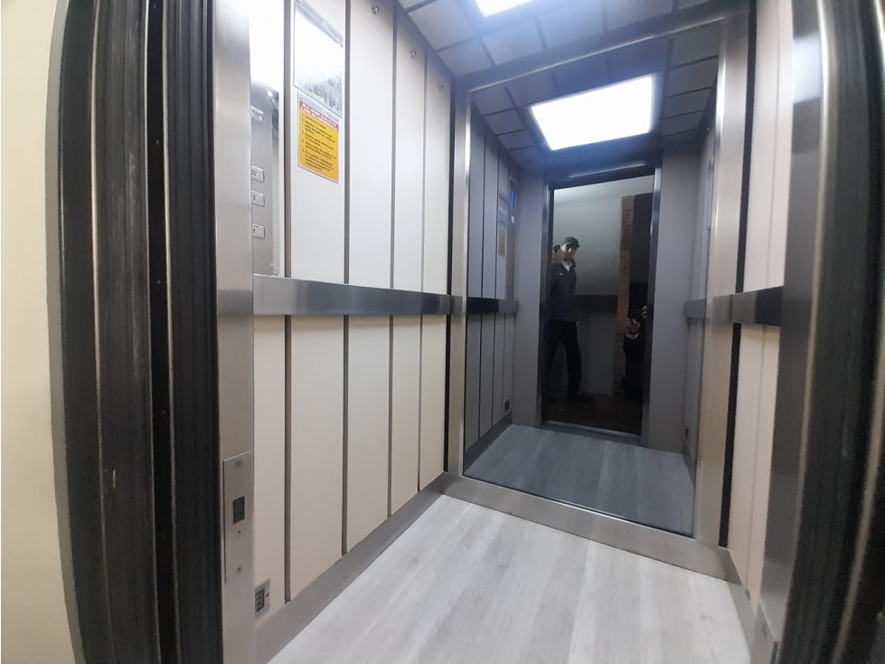 OFICINAS EN VENTA EDIFICIO LA GALLERIE NORTE DE BOGOTA — foto 6