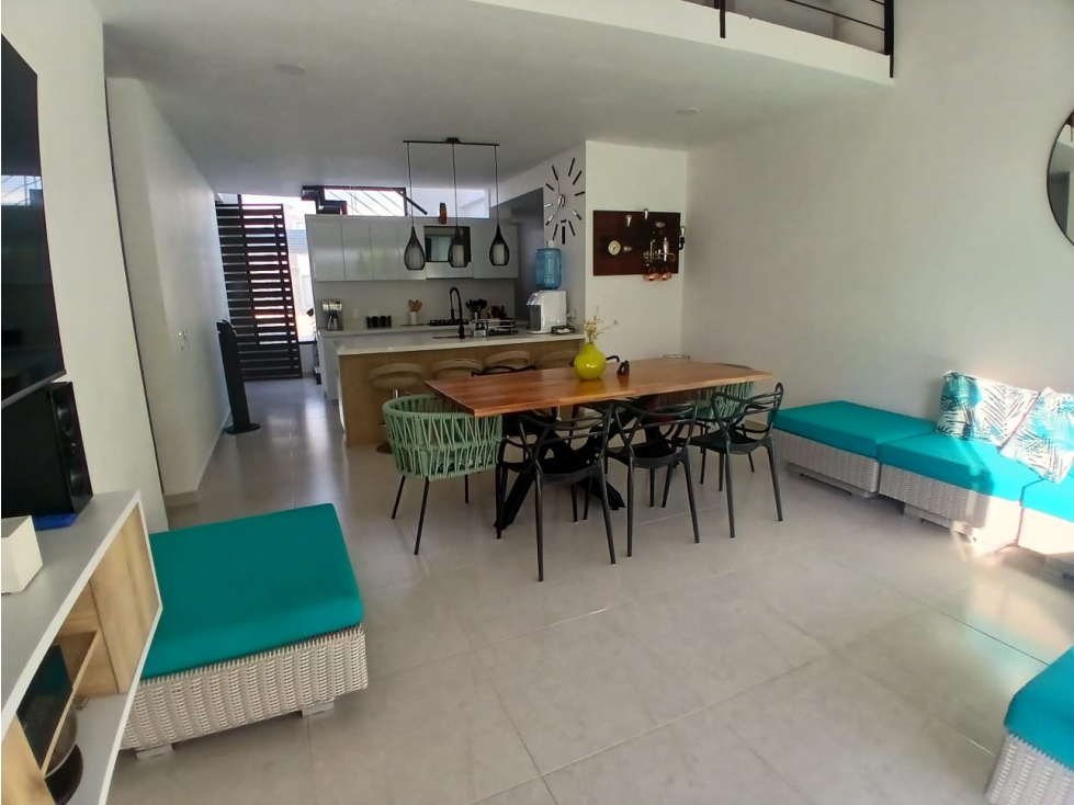 CASA EN VENTA CON PISCINA PRIVADA Y JACUZZI, RICAURTE C/MARCA — foto 4