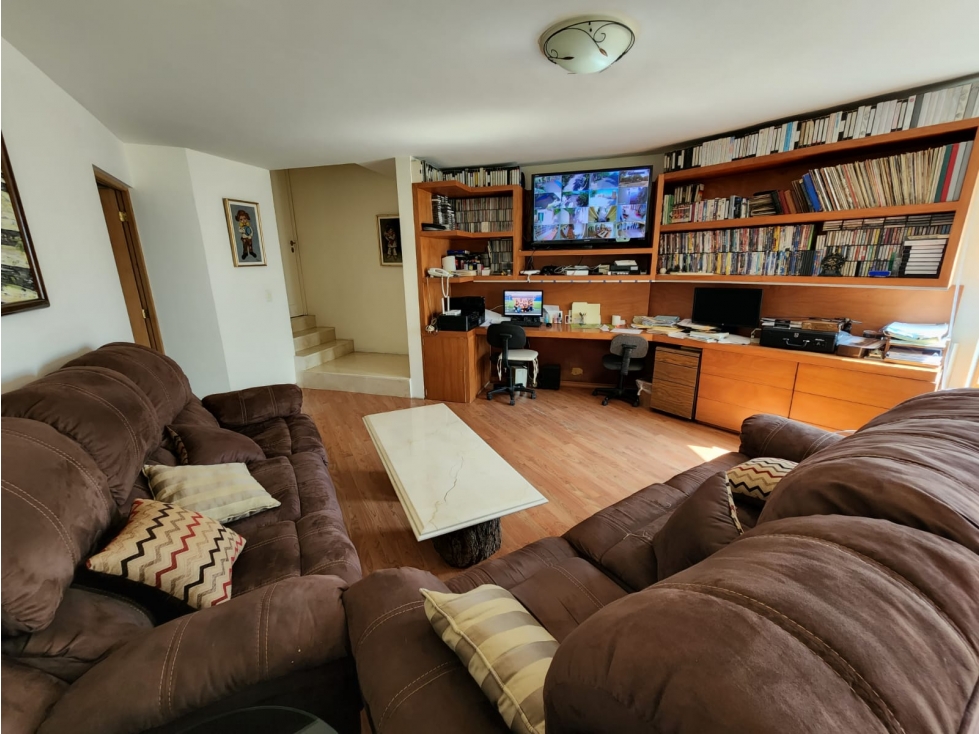 Residencia en Venta Privada Colinas de San Angel - 3