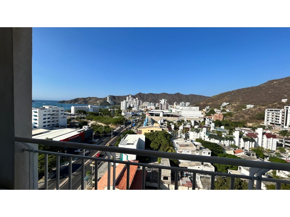 Apartamento con vista al mar Turístico Cerca a todo - 005