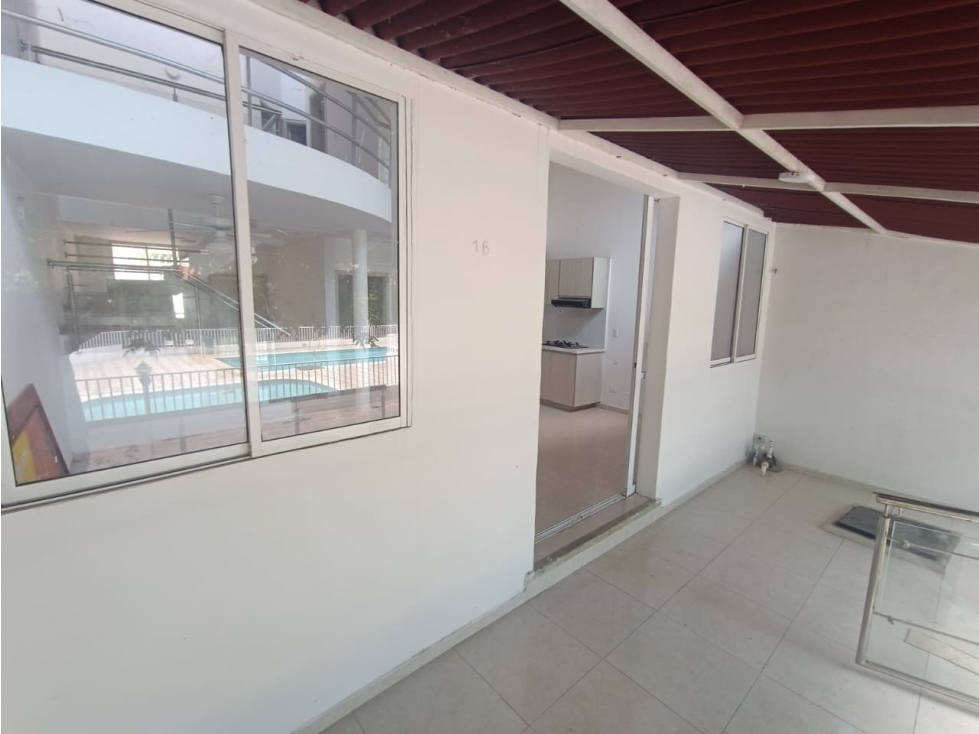 HERMOSA CABAÑA RESIDENCIAL EN BELLO HORIZONTE - 070 — foto 4