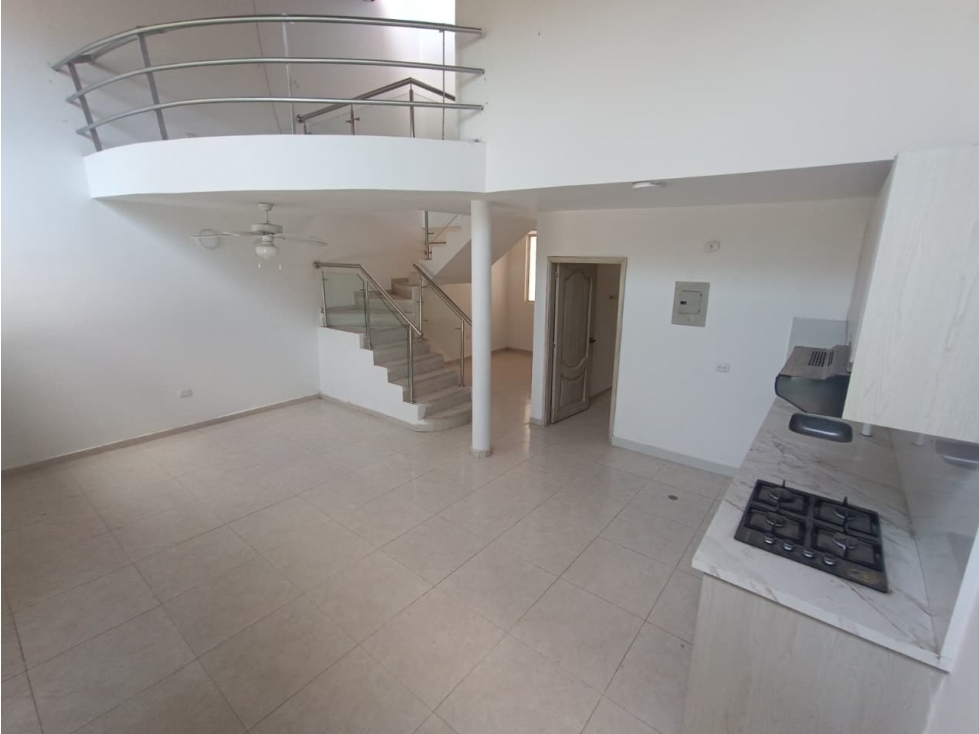 HERMOSA CABAÑA RESIDENCIAL EN BELLO HORIZONTE - 070 — foto 5