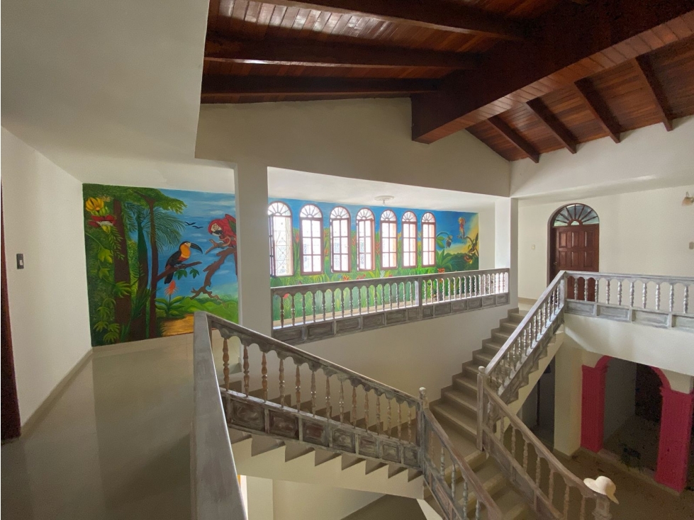Casa de oportunidad en barrio Jardín 005