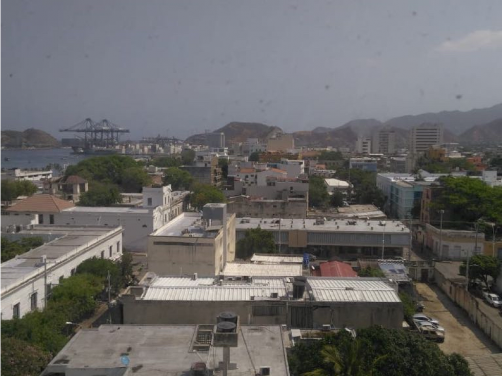 Apartamento amoblado con Excelente vista cerca a la marina - 005R — foto 2
