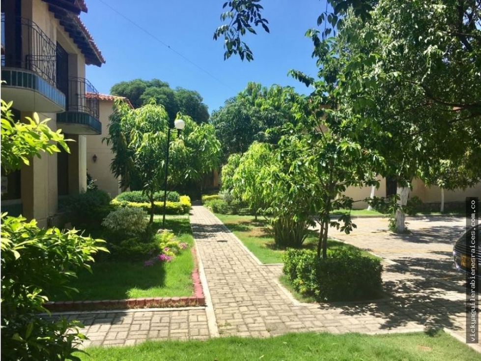 Hermosa Casa en conjunto reservado Rodadero Santa Marta - 005R