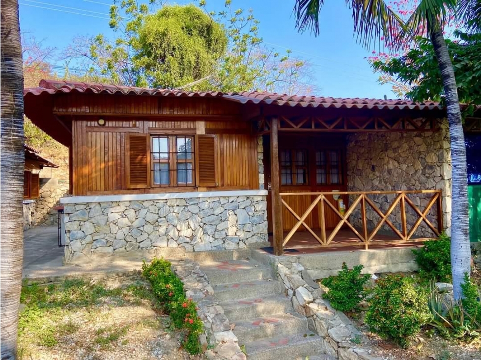 Cabaña amoblada en zona campestre con permiso de renta turístico - 005