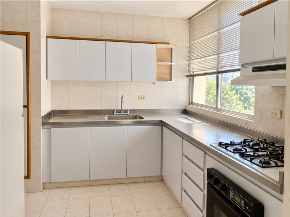 Apartamento en primera linea de playa Rodadero Sur - 005 R — foto 4