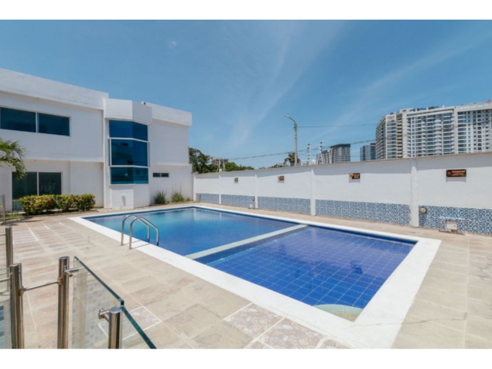 Hermosa Casa en conjunto cerrado en Rodadero Sur - 005 R — foto 2