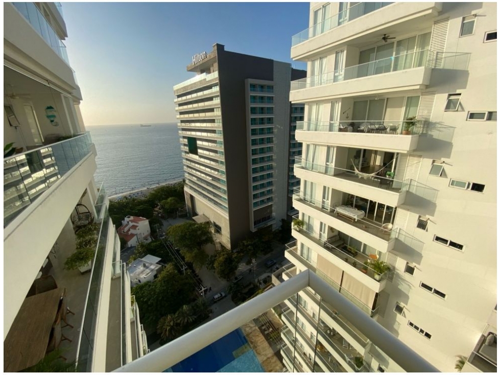 Apartamento Amoblado Vista al Mar Bello Horizonte - 005 R