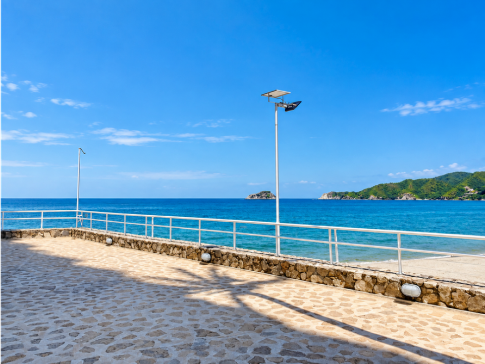 Apartamento en primera linea de playa Rodadero Sur - 005 R - 4