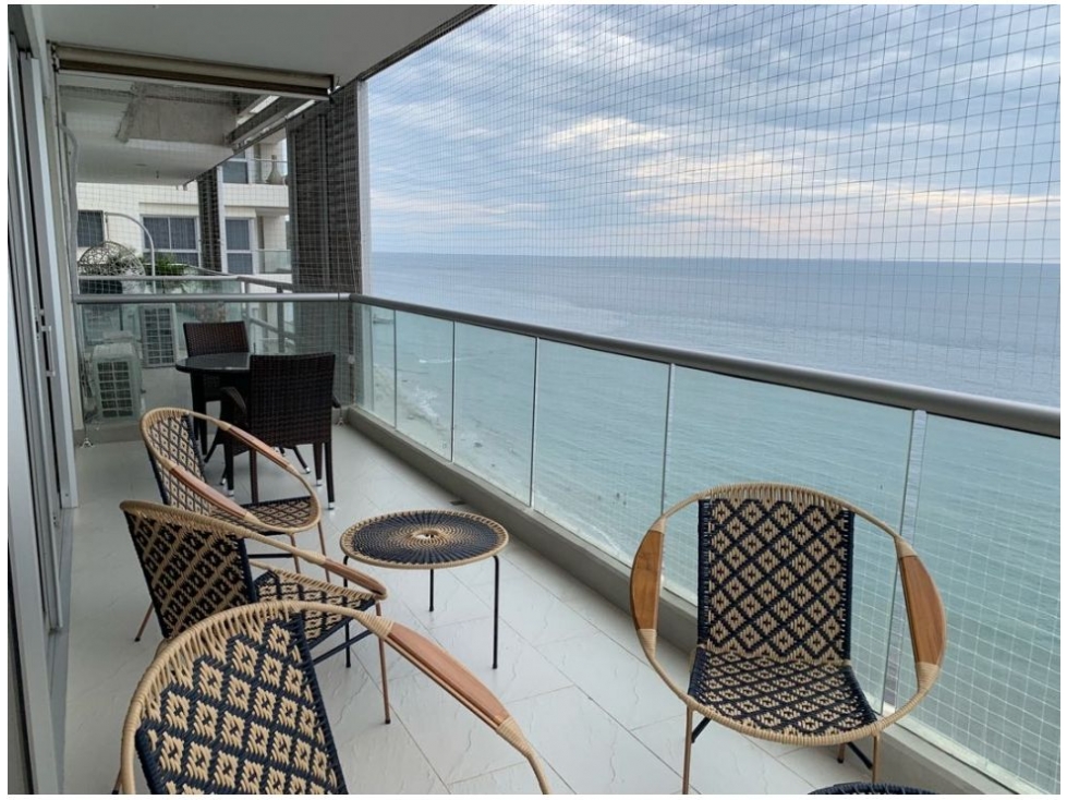 Apartamento DELUXE con Vista al Mar en Primera Línea de Playa - 005 R — foto 3