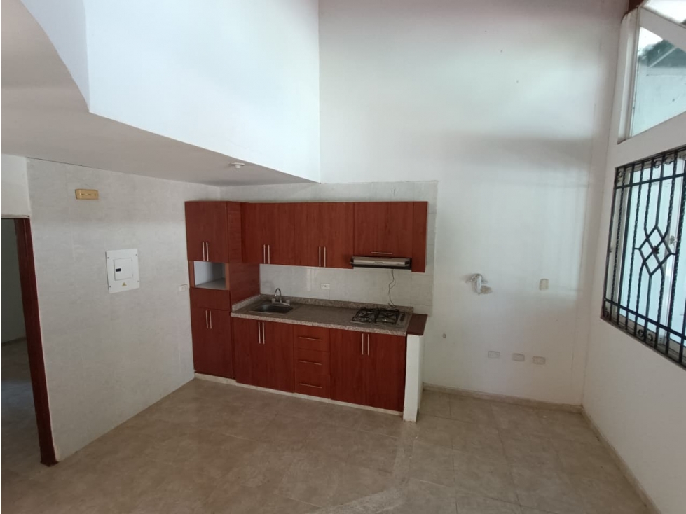 HERMOSA CABAÑA RESIDENCIAL EN BELLO HORIZONTE - 005 — foto 2