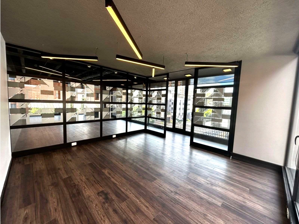 Modernas oficinas para arriendo en el Barrio Retiro — foto 6