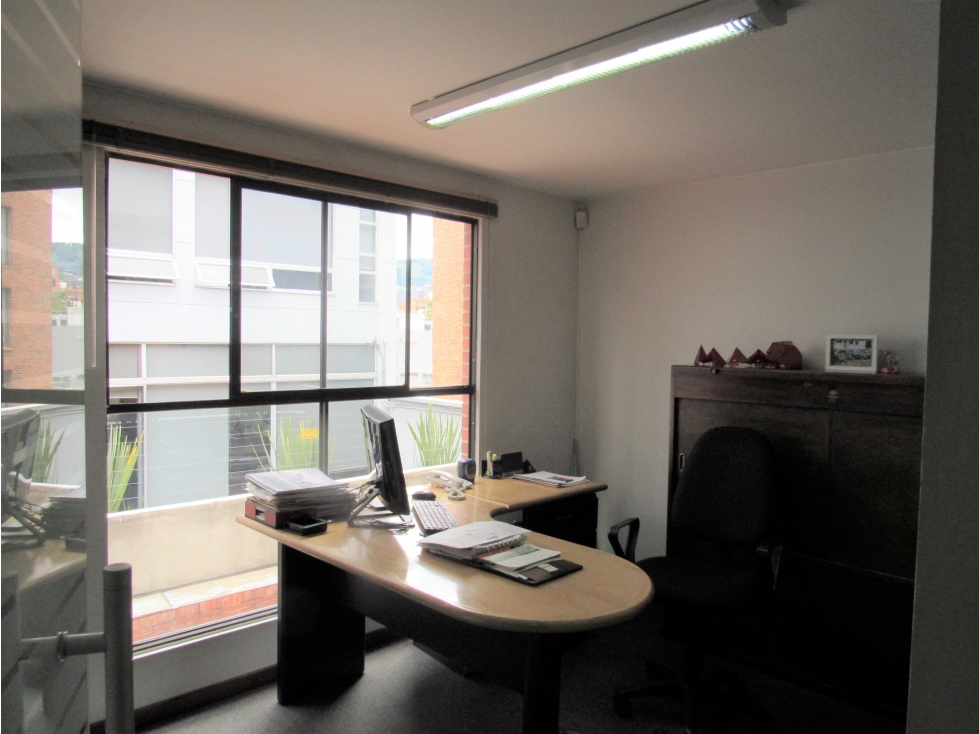 Oficina en Arriendo en Chico Parque de la 93 amoblada - 4