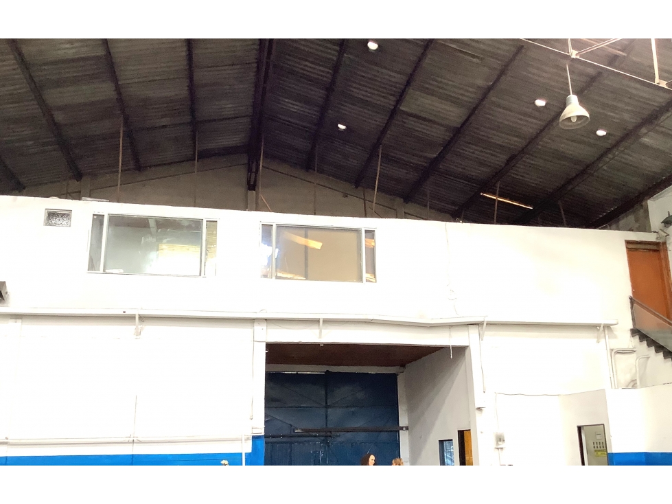 excelente Bodega para arriendo en puente Aranda — foto 5