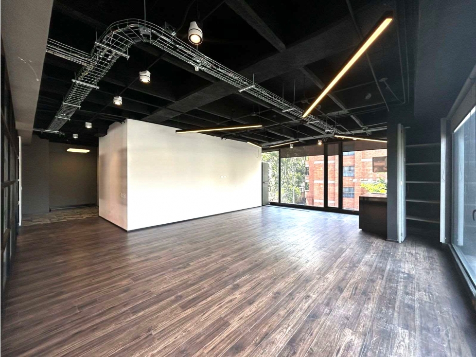 Modernas oficinas para arriendo en el Barrio Retiro — foto 2