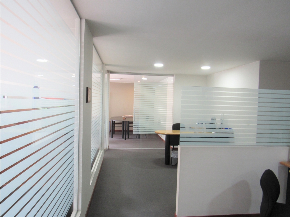 Oficina en Arriendo en Chico Parque de la 93 amoblada - 3