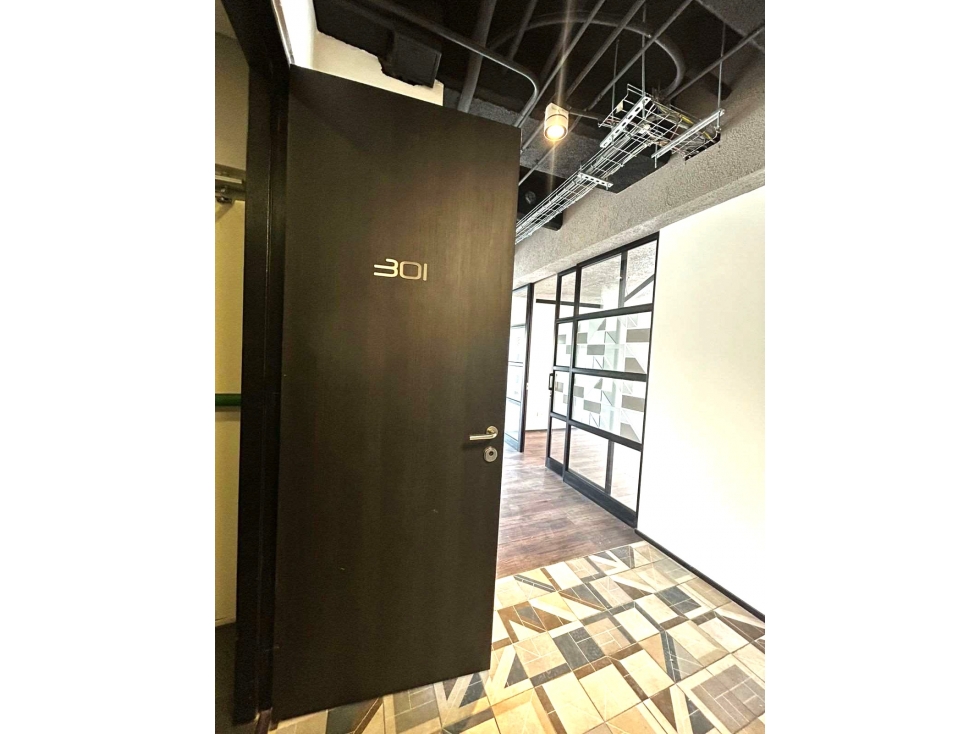 Modernas oficinas para arriendo en el Barrio Retiro — foto 4