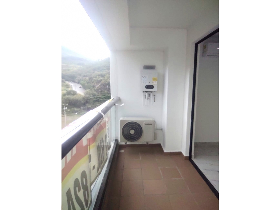 Apartaestudio para arriendo en chipichape Cali con terrera — foto 4
