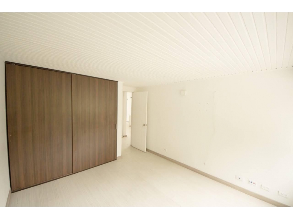 Oficina para Arriendo en el Barrio Chico — foto 3