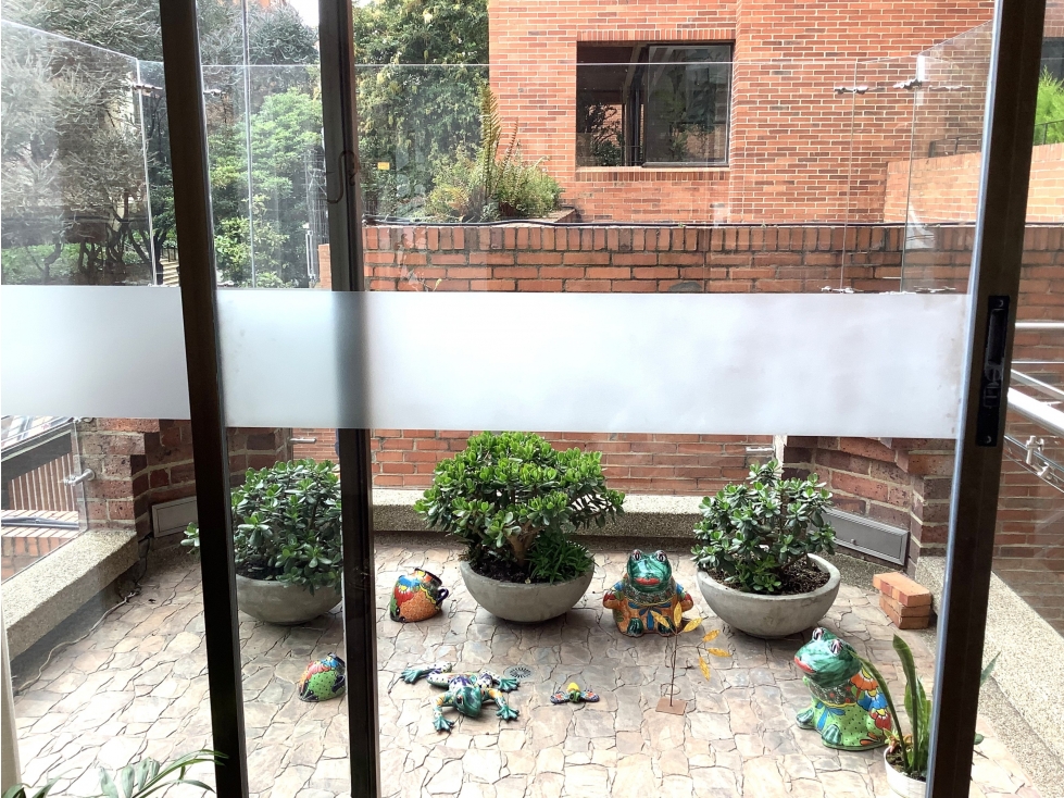 Excelente apartamento en venta en barrio Los Rosales — foto 2