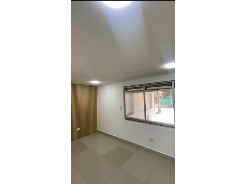 Local en Bello - En Venta — foto 2