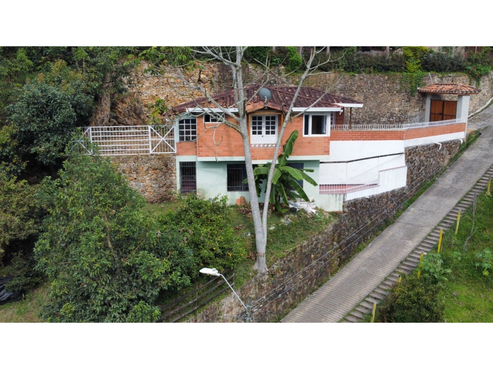 Casa Campestre En Llano Grande - En Venta — foto 3