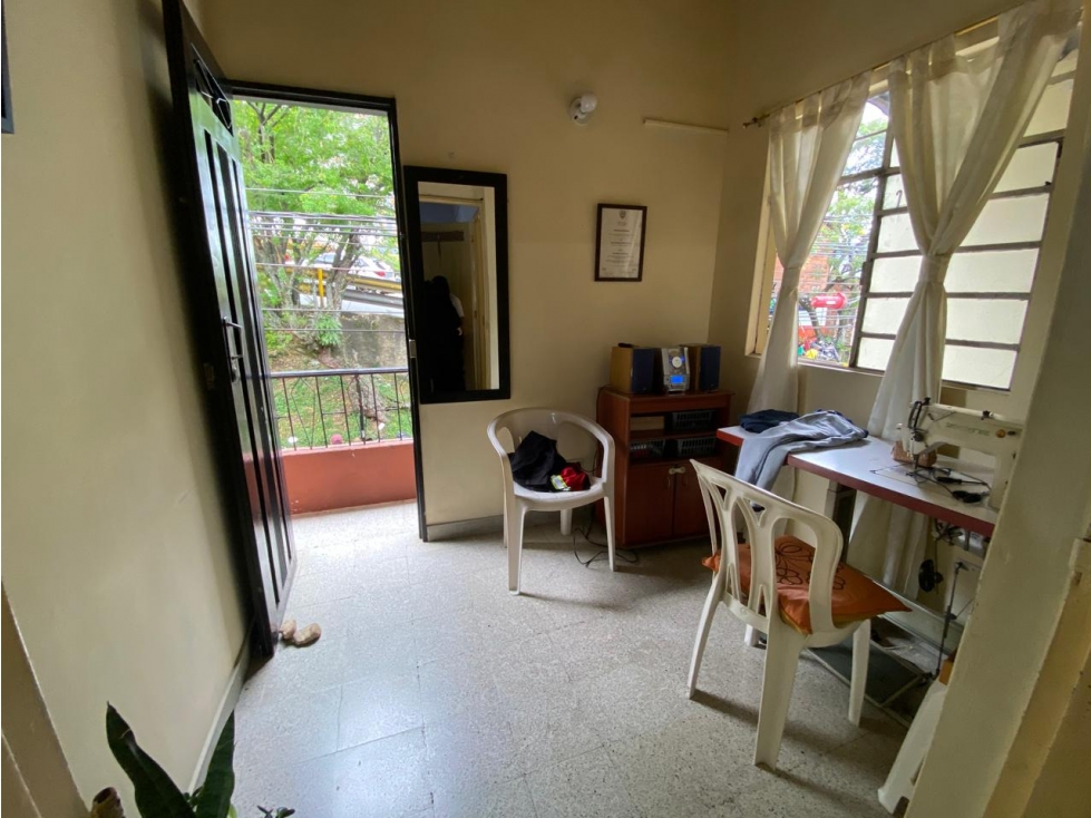 casa en loma de robledo-venta — foto 3