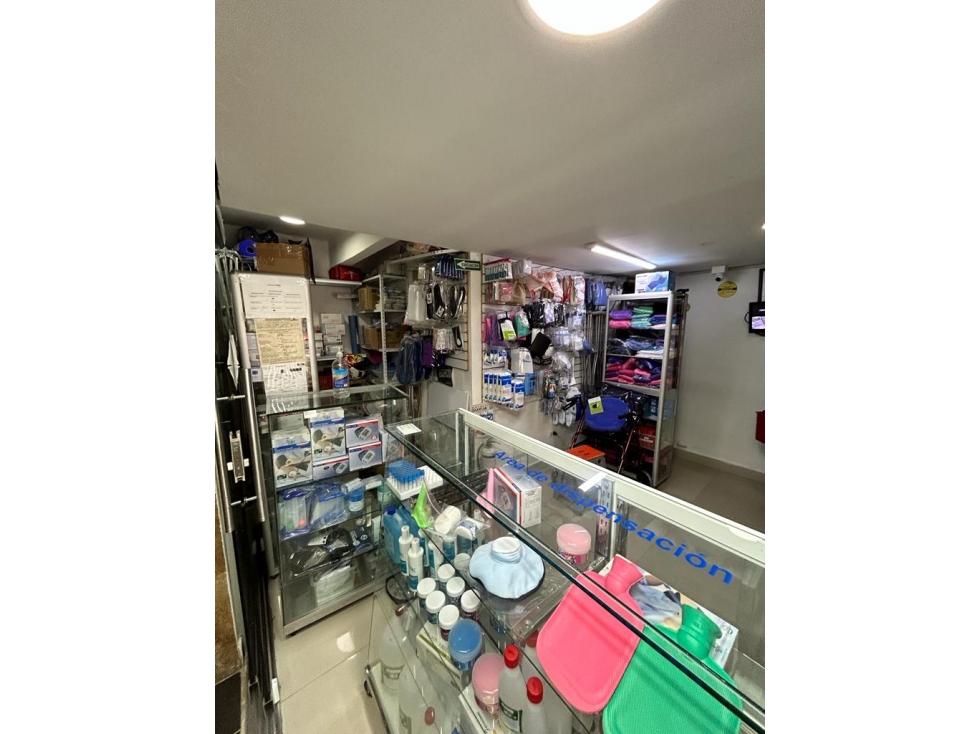 Local comercial en Bello - En Venta y/o permuta - 3