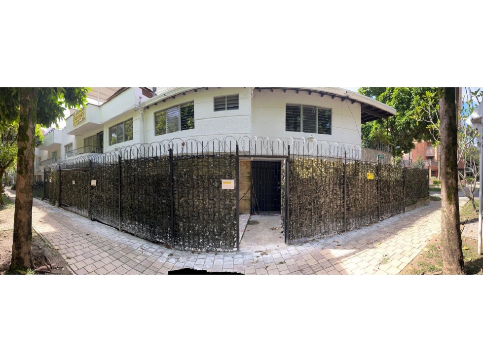 Casa en Belén Rosales - En venta