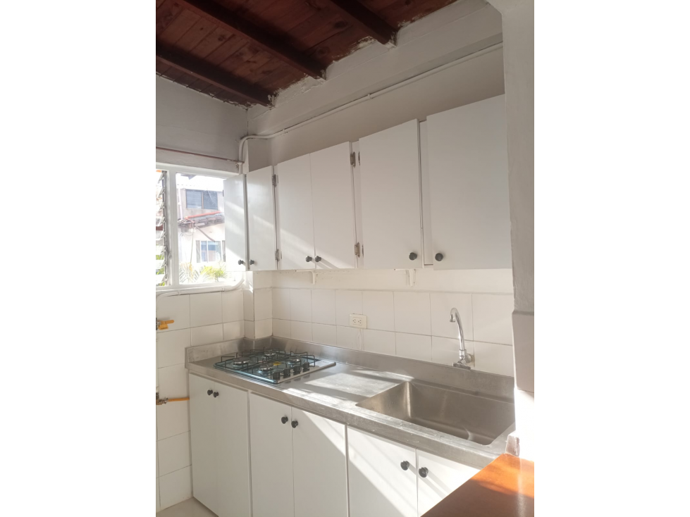 APARTAMENTO EN BELEN LAS MERCEDES - EN ARRIENDO — foto 4