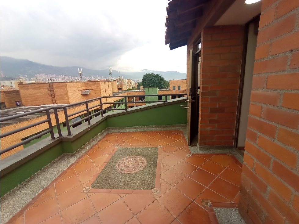 Apartamento dúplex en Belén Fátima - En Arriendo - 4