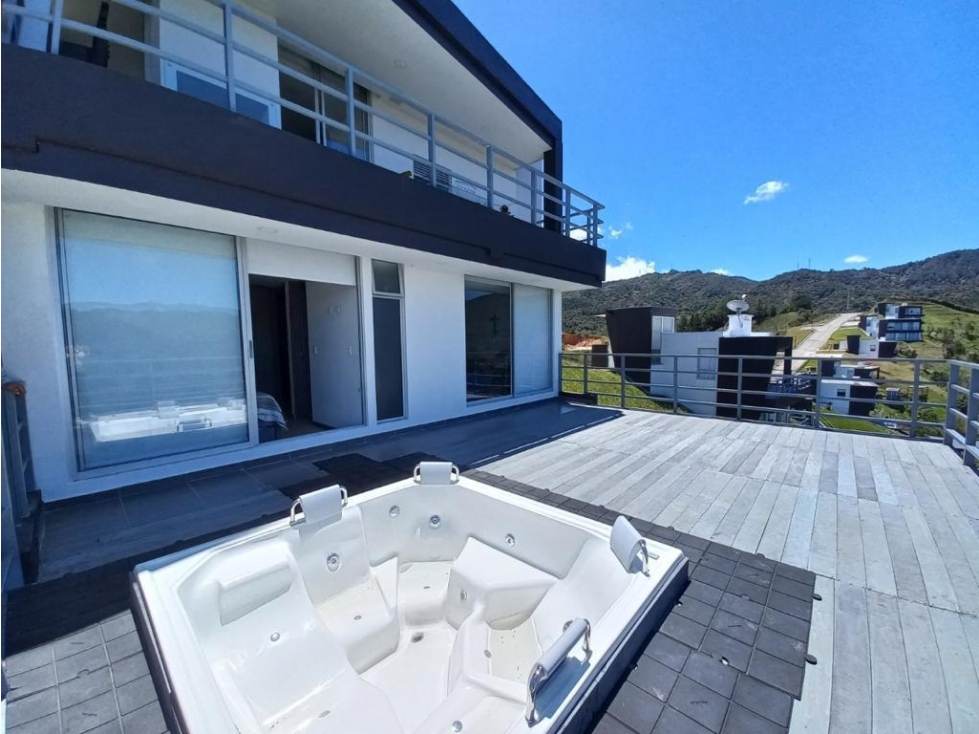 Casa campestre En Guatapé - Se vende - 1