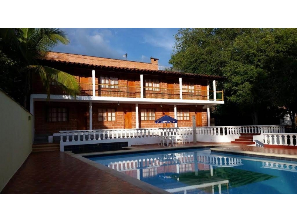 Finca en Santa Fé de Antioquia - En Venta. — foto 2